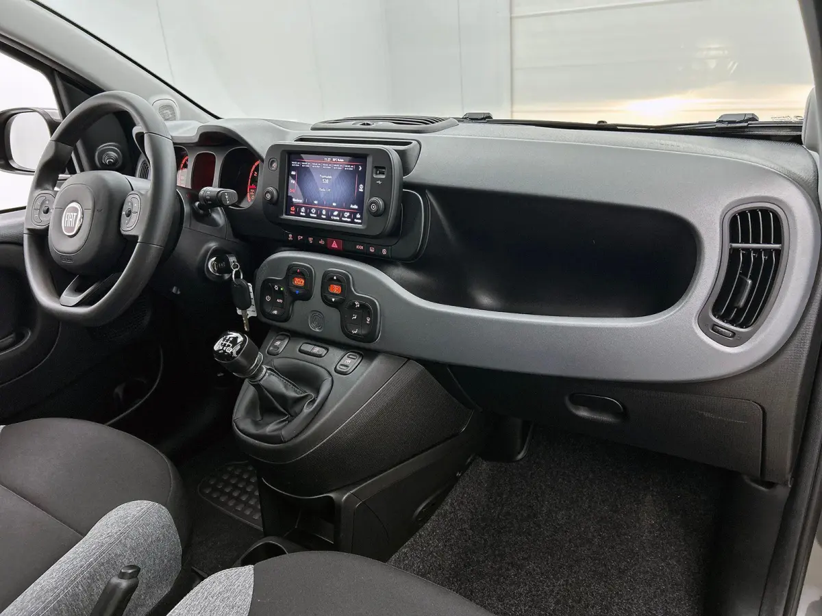 1.0 Hybrid Cross CARPLAY | CLIMA