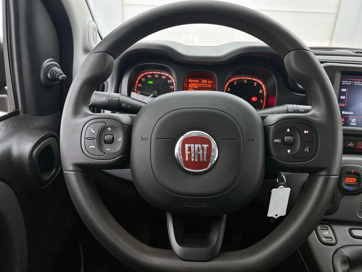 1.0 Hybrid Cross CARPLAY | CLIMA