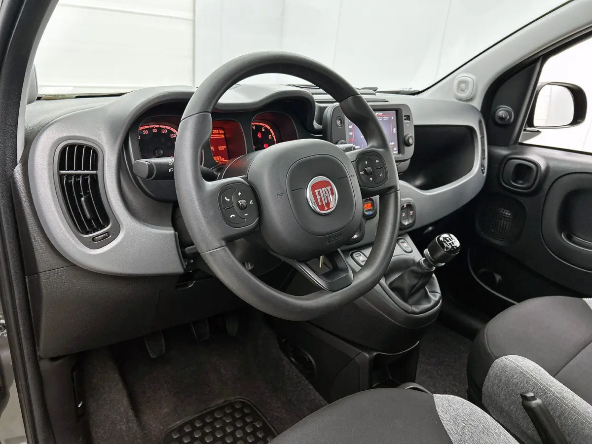 1.0 Hybrid Cross CARPLAY | CLIMA