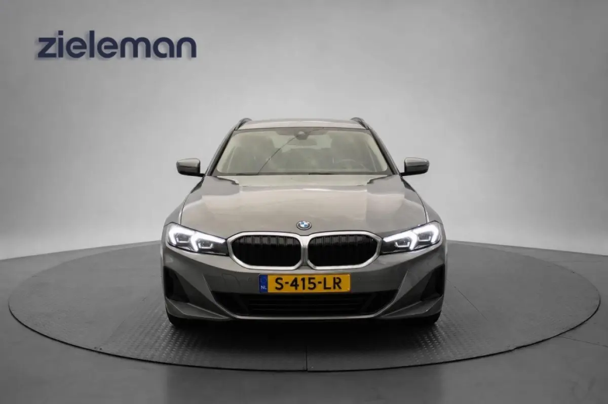 320e - Digitaal Cockpit, Carplay, Leer, Memory, Stoelverw.