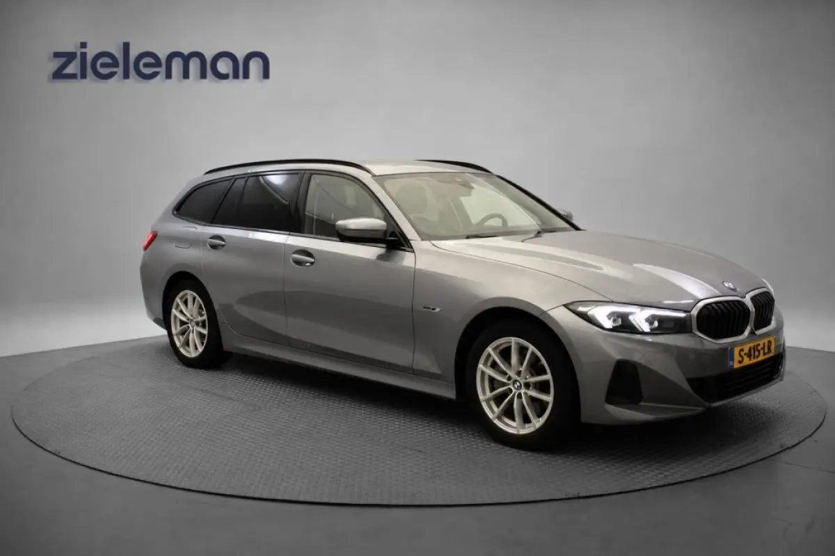 320e - Digitaal Cockpit, Carplay, Leer, Memory, Stoelverw.