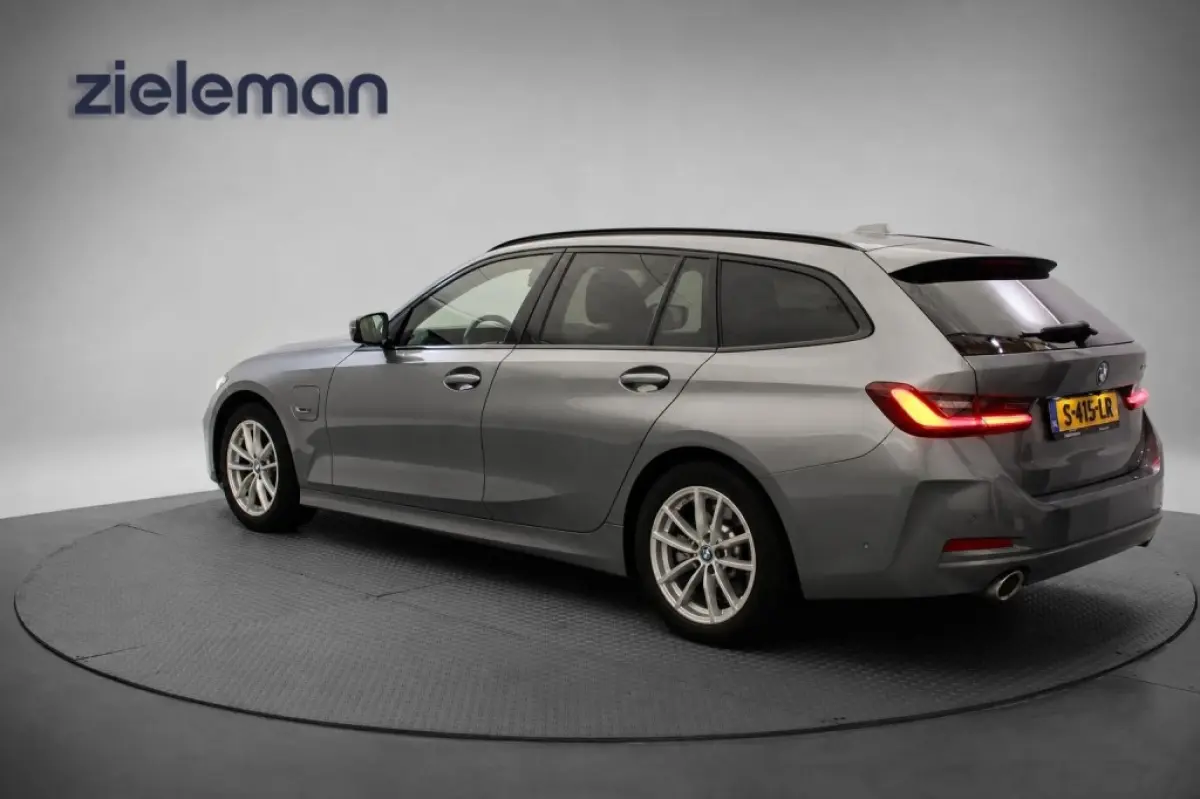 320e - Digitaal Cockpit, Carplay, Leer, Memory, Stoelverw.