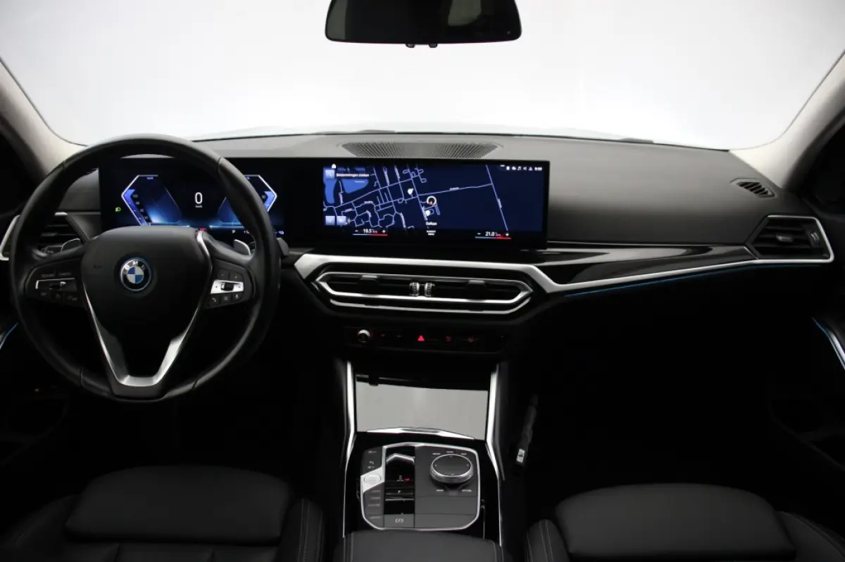 320e - Digitaal Cockpit, Carplay, Leer, Memory, Stoelverw.