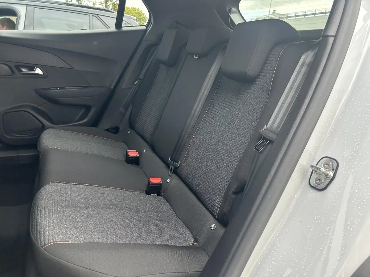 EV Business 54 kWh | 3 fase lader | Camera | Cruise Control | Apple Carplay/Android Auto