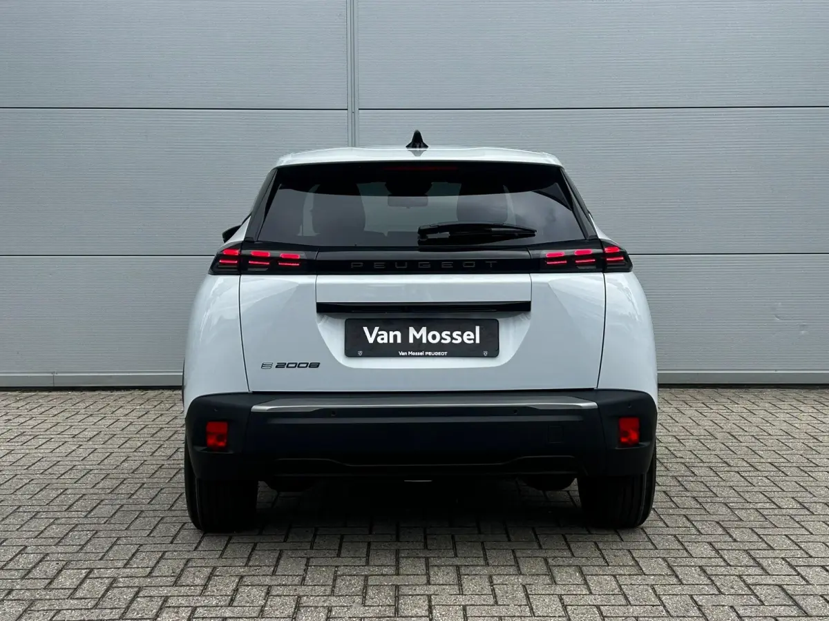 EV Business 54 kWh | 3 fase lader | Camera | Cruise Control | Apple Carplay/Android Auto