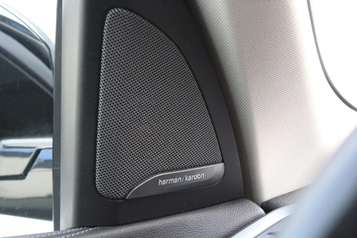 xDrive45e High Executive Softclose H&K Laser Pano VOL