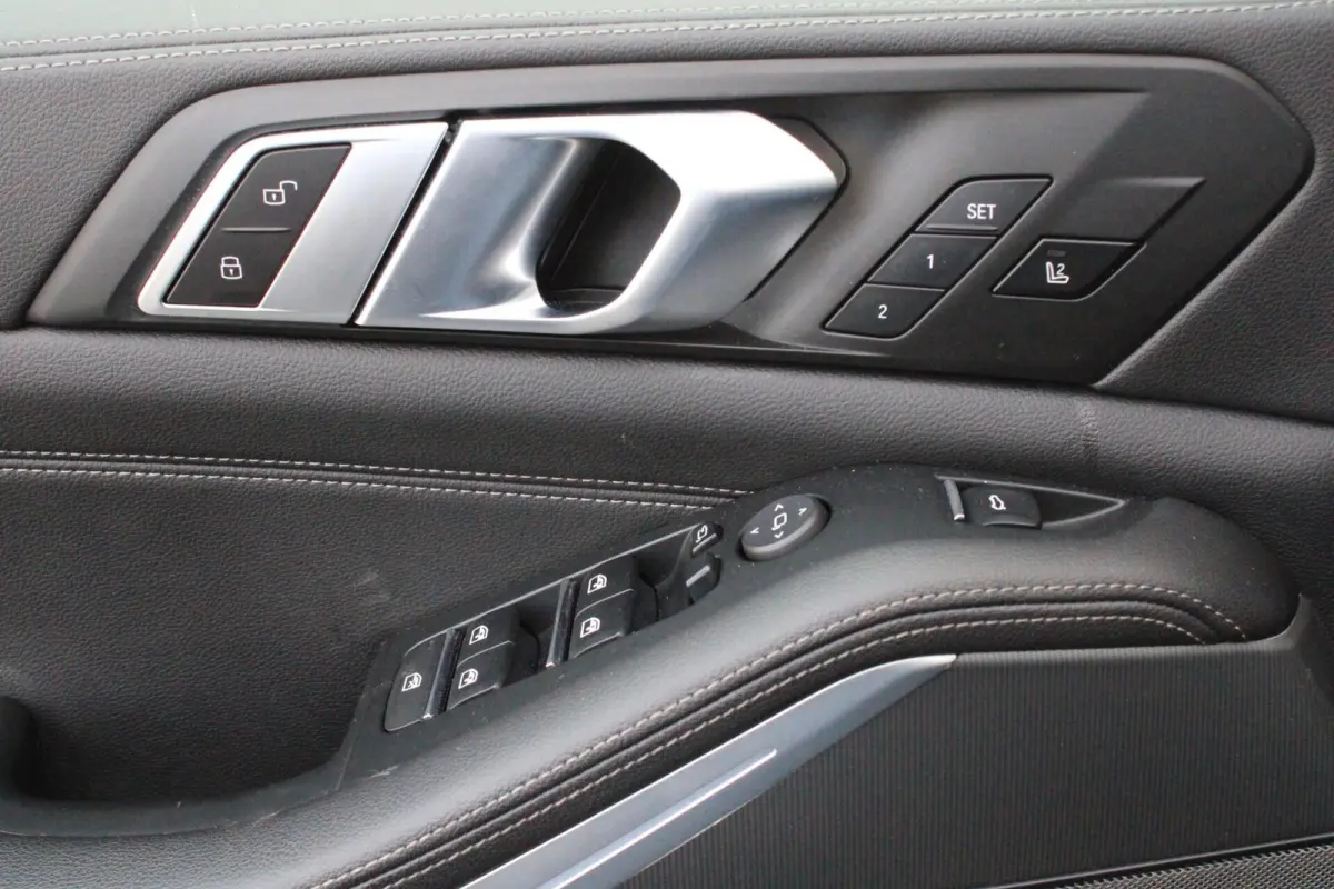 xDrive45e High Executive Softclose H&K Laser Pano VOL