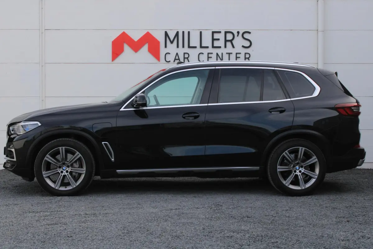 xDrive45e High Executive Softclose H&K Laser Pano VOL
