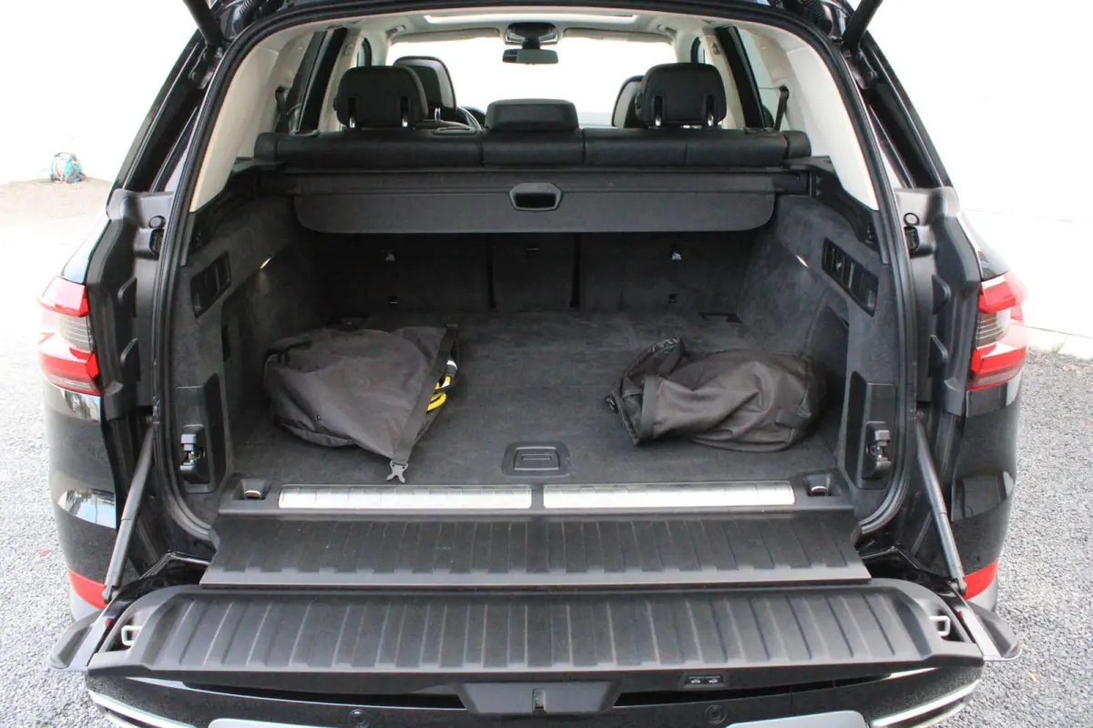 xDrive45e High Executive Softclose H&K Laser Pano VOL