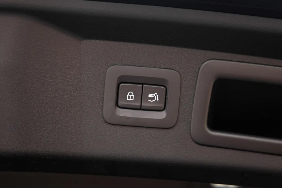 2.5 e-SkyActiv PHEV Homura Plus 360 CAMERA / PANORAMA DAK / TREKHAAK / CARPLAY / DEALER AUTO / LEER