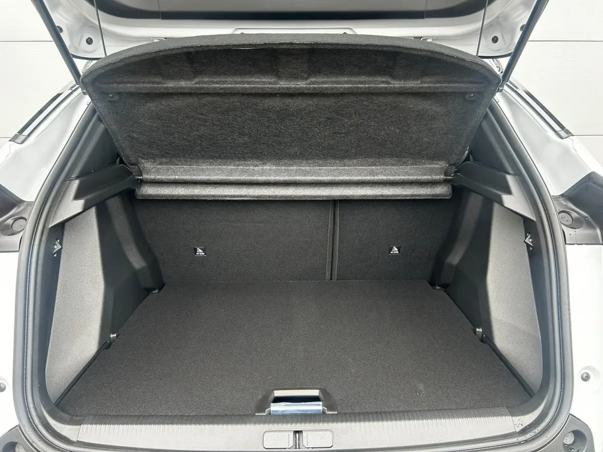 1.2 Hybrid 145 GT | Camera | Adaptieve Cruise Control | Alcantara stoelen | Apple Carplay/Android Auto