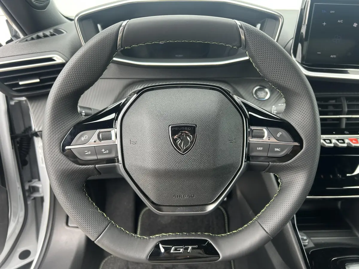 1.2 Hybrid 145 GT | Camera | Adaptieve Cruise Control | 3D Cockpit | Apple Carplay/Android Auto