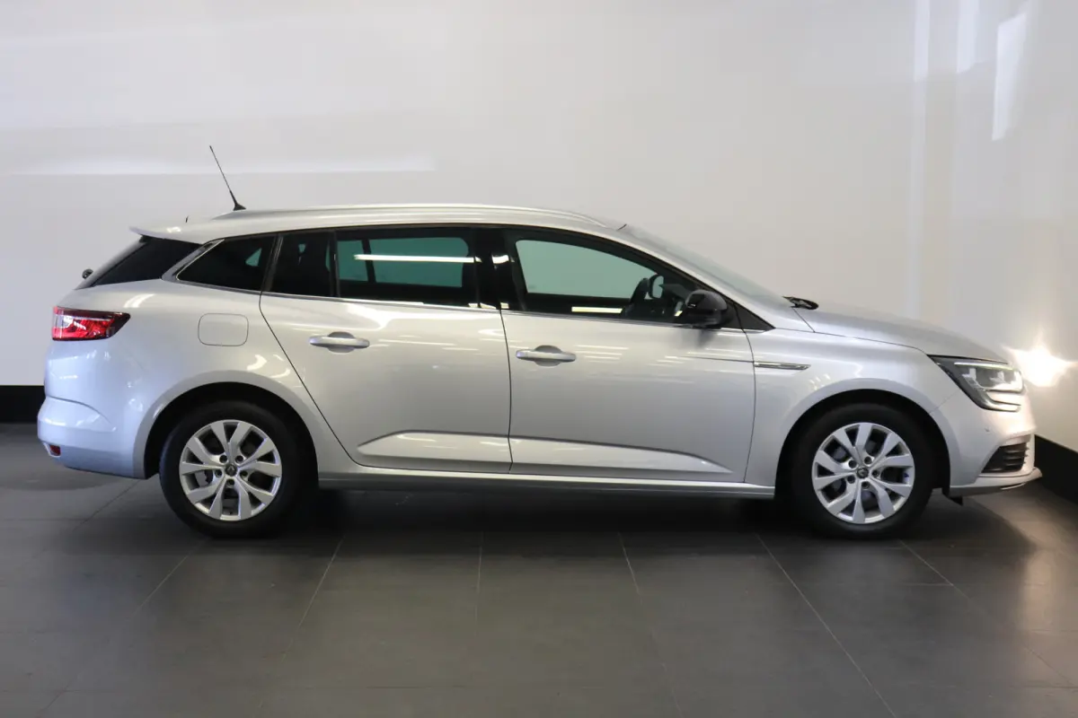 1.3 TCe Limited NL-Auto Airco | Navi | Cruise | Camera | LM velgen | €9.900,-