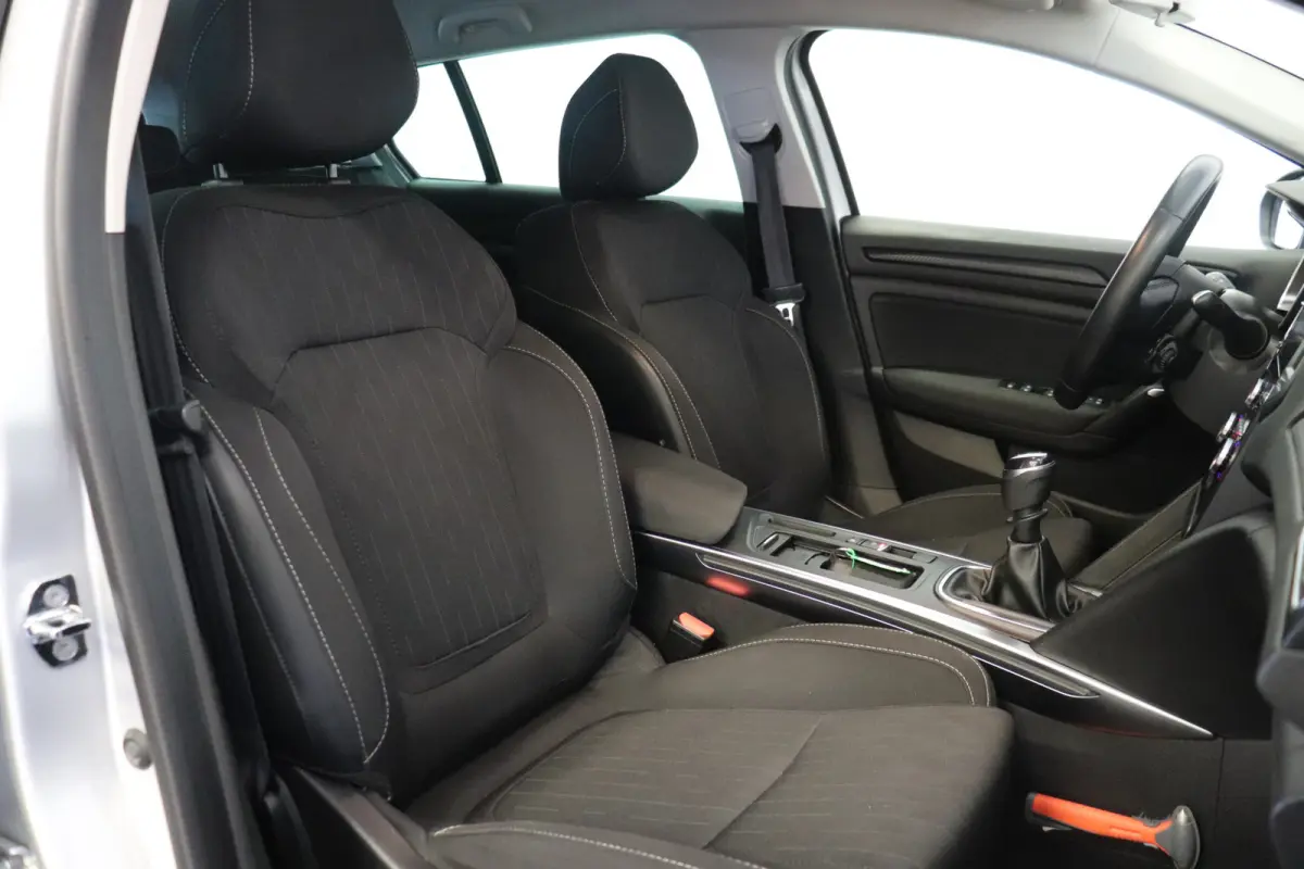 1.3 TCe Limited NL-Auto Airco | Navi | Cruise | Camera | LM velgen | €9.900,-