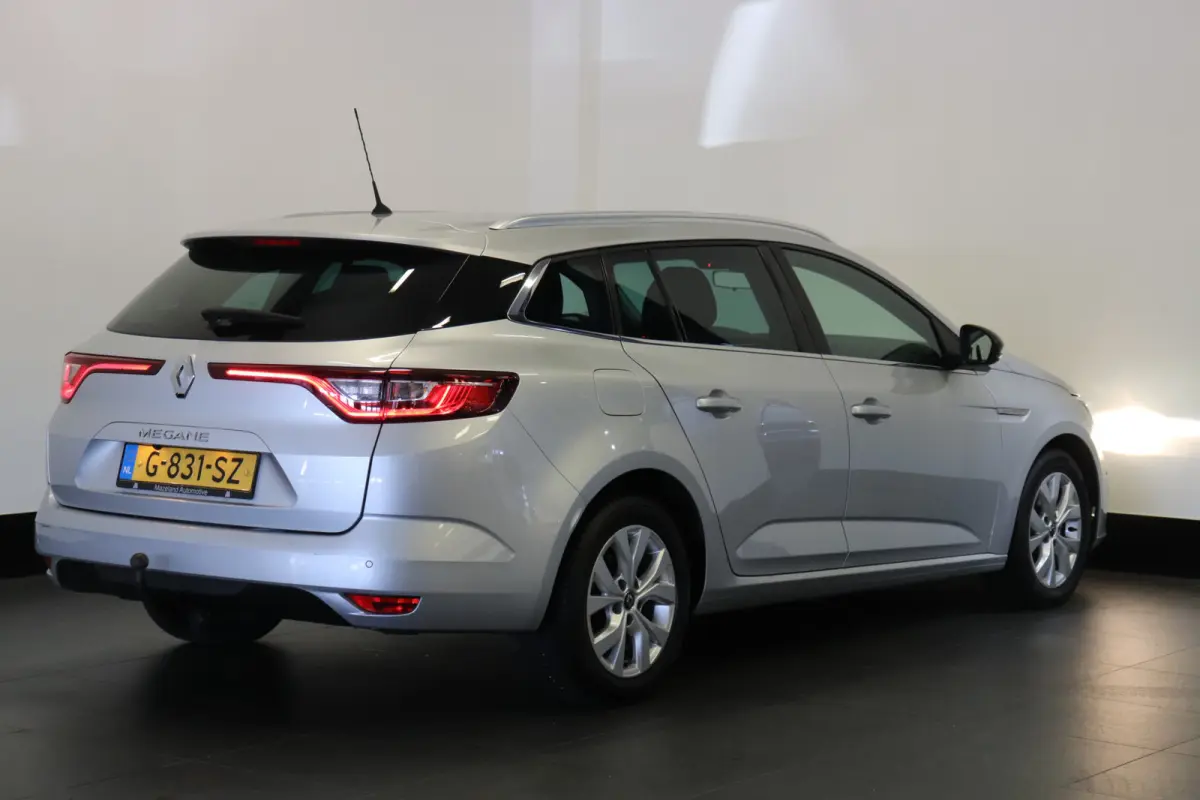 1.3 TCe Limited NL-Auto Airco | Navi | Cruise | Camera | LM velgen | €9.900,-