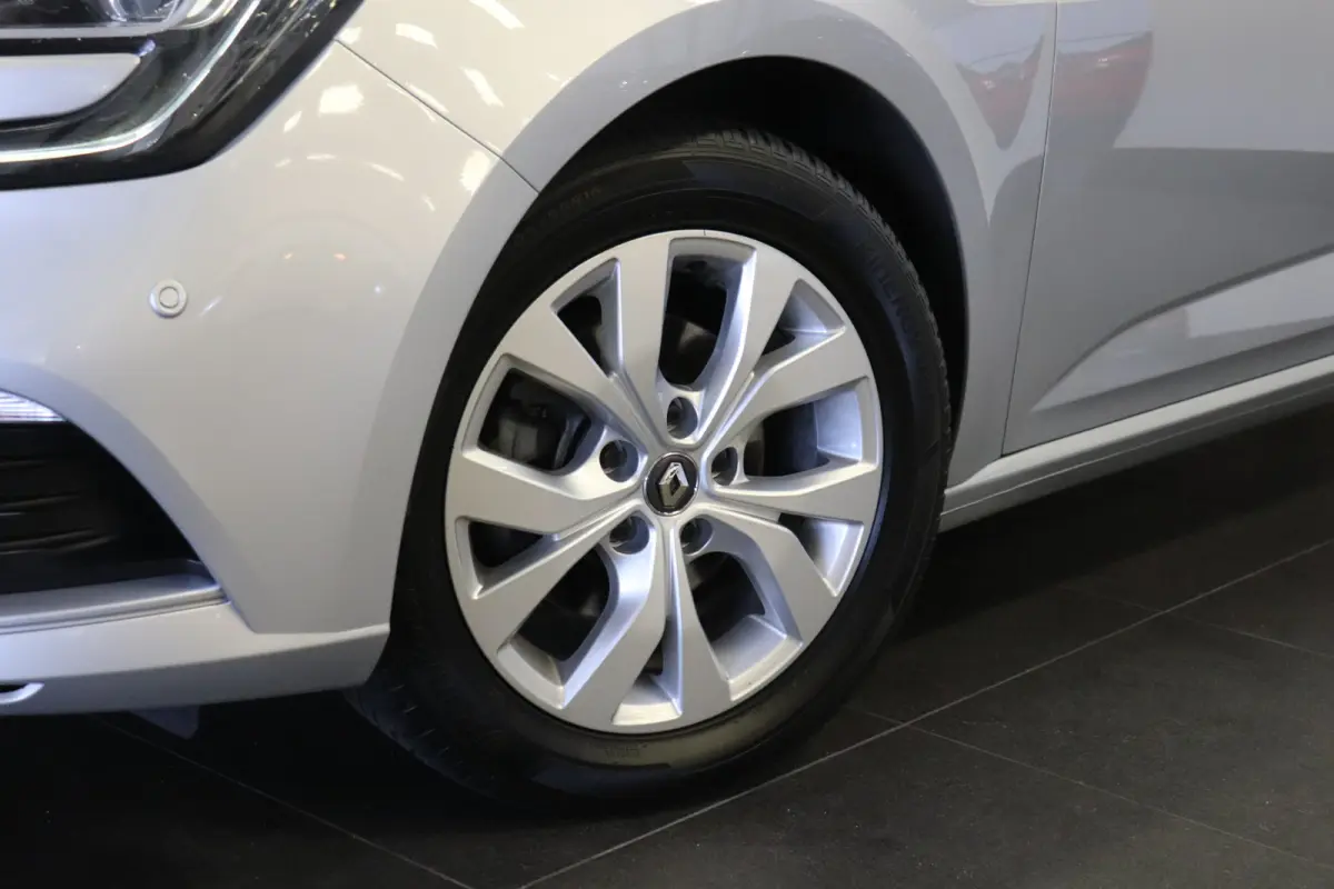 1.3 TCe Limited NL-Auto Airco | Navi | Cruise | Camera | LM velgen | €9.900,-