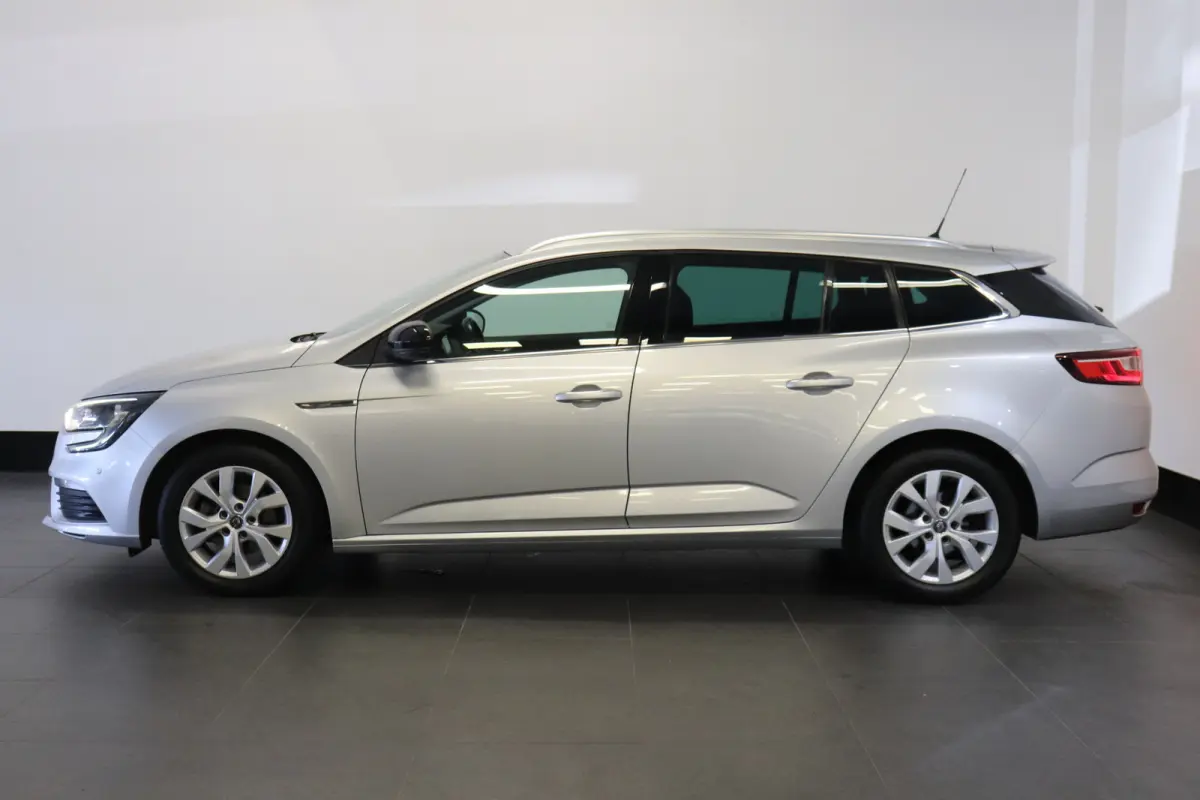 1.3 TCe Limited NL-Auto Airco | Navi | Cruise | Camera | LM velgen | €9.900,-