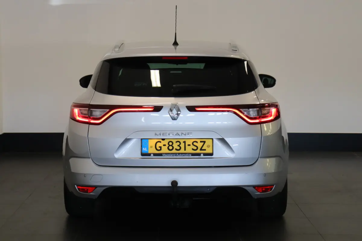1.3 TCe Limited NL-Auto Airco | Navi | Cruise | Camera | LM velgen | €9.900,-