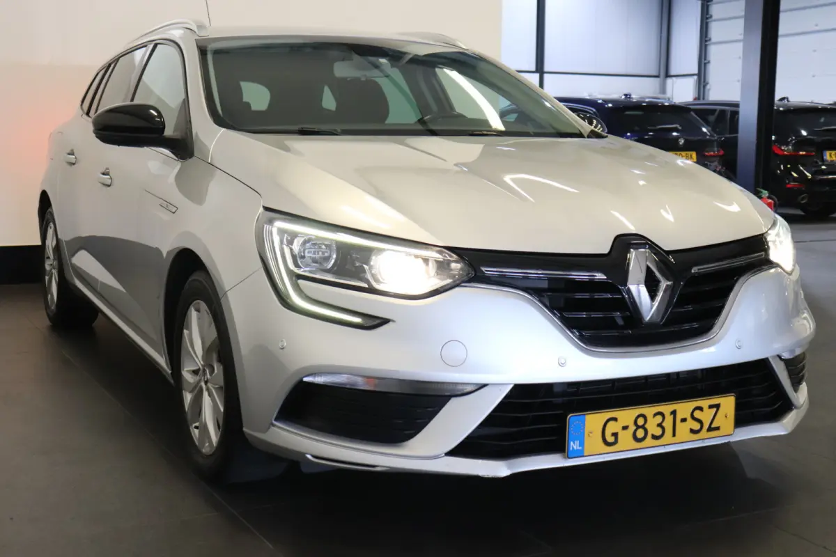 1.3 TCe Limited NL-Auto Airco | Navi | Cruise | Camera | LM velgen | €9.900,-
