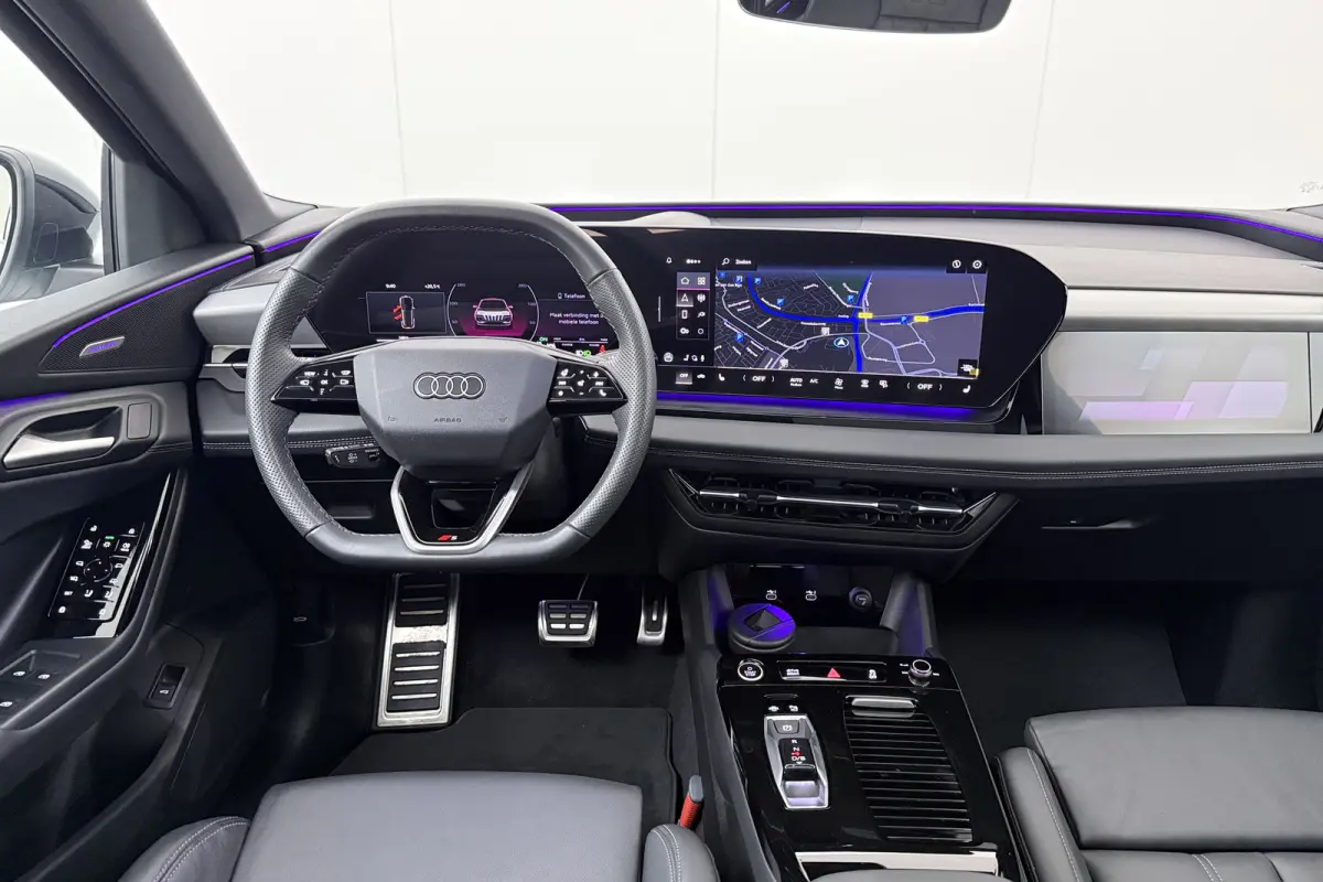 S-Line 100 kWh 625 km Rijden *Full Option* Pano-Dak Passenger Display B&O