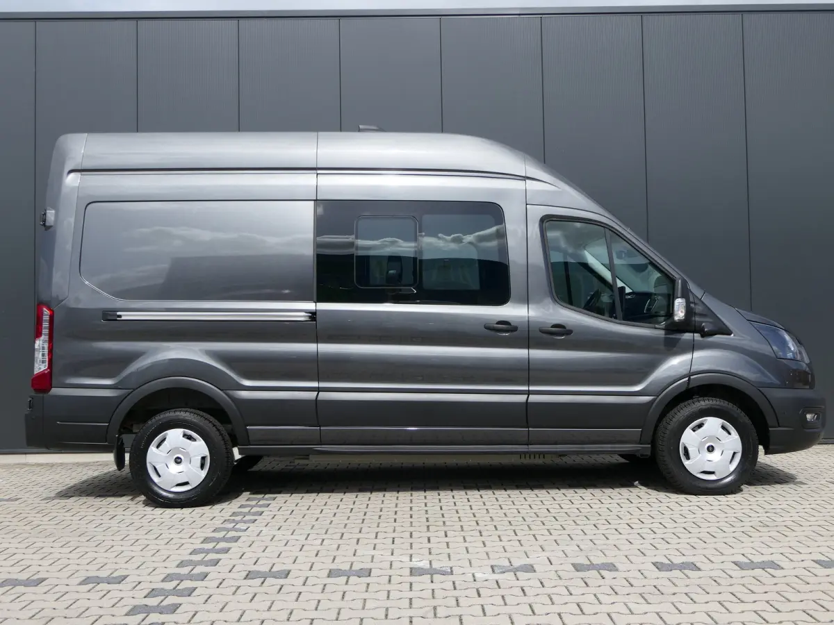 E-Transit L3H3 89kwh | Adaptive Cruise | BLIS | 5-Persoons | Navigatie | Stoelverwarming | 360 Camera | Elek. Stoel