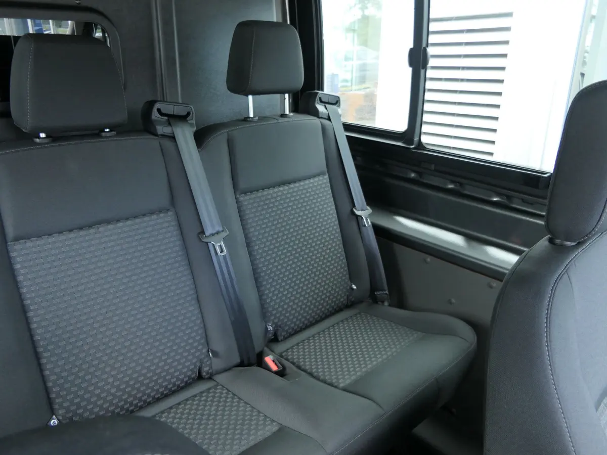 E-Transit L3H3 89kwh | Adaptive Cruise | BLIS | 5-Persoons | Navigatie | Stoelverwarming | 360 Camera | Elek. Stoel