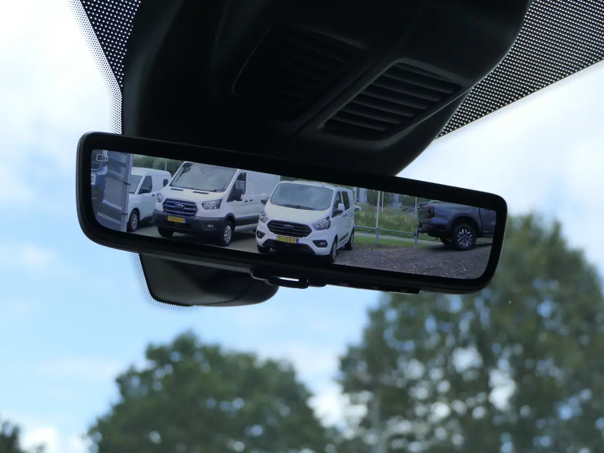 E-Transit L3H3 89kwh | Adaptive Cruise | BLIS | 5-Persoons | Navigatie | Stoelverwarming | 360 Camera | Elek. Stoel
