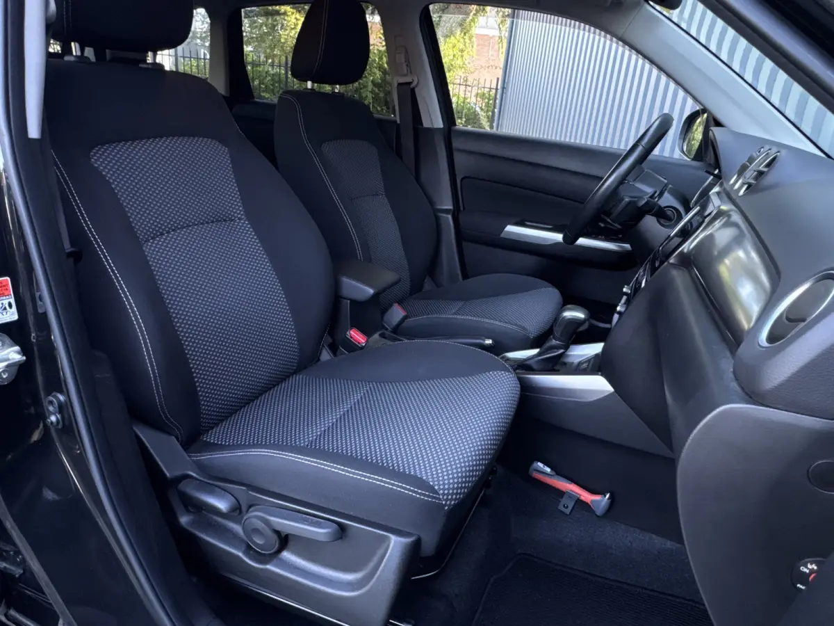 1.5 Hybrid Select NAP, Camera, Dodehoek