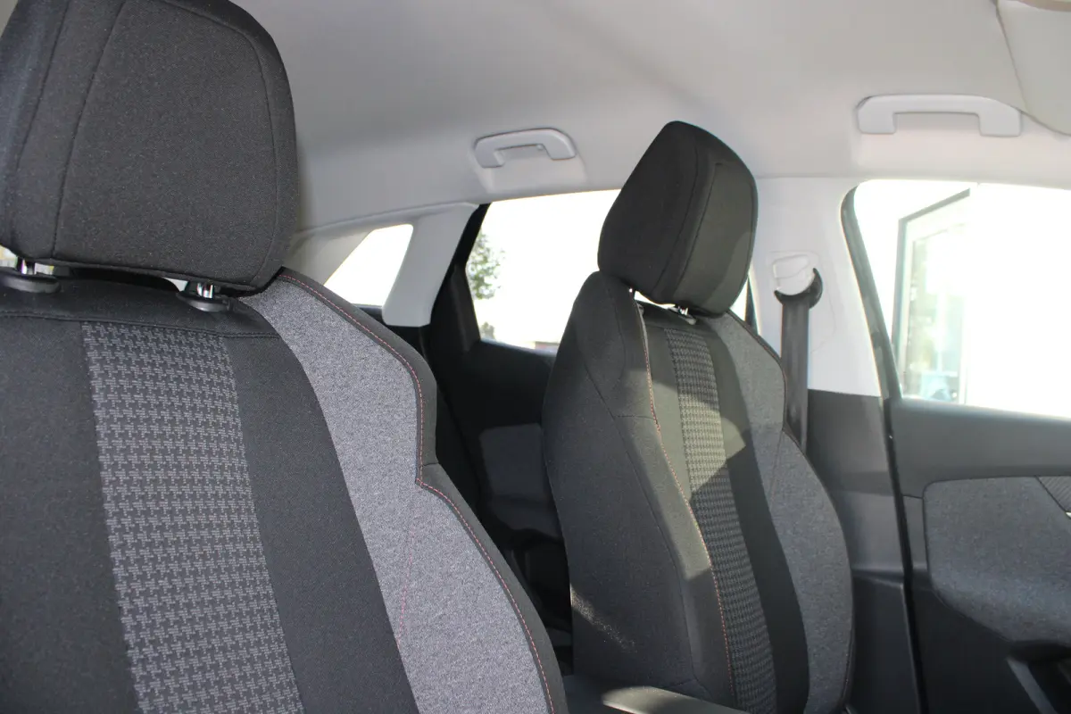 1.2 PureTech Active | Navigatie | Apple carplay | Trekhaak | Bluetooth | NL auto | 53.000km | Cruise control |