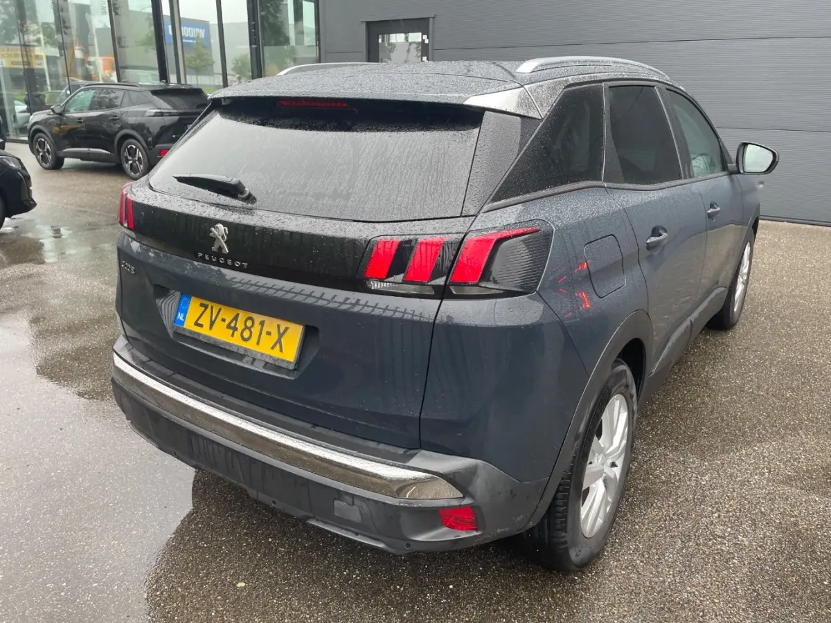 1.2 PureTech Active | Navigatie | Apple carplay | Trekhaak | Bluetooth | NL auto | 53.000km | Cruise control |