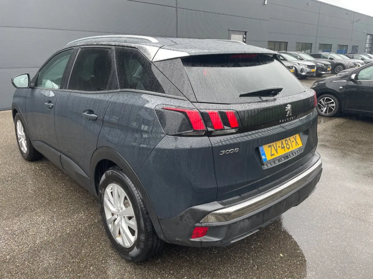 1.2 PureTech Active | Navigatie | Apple carplay | Trekhaak | Bluetooth | NL auto | 53.000km | Cruise control |