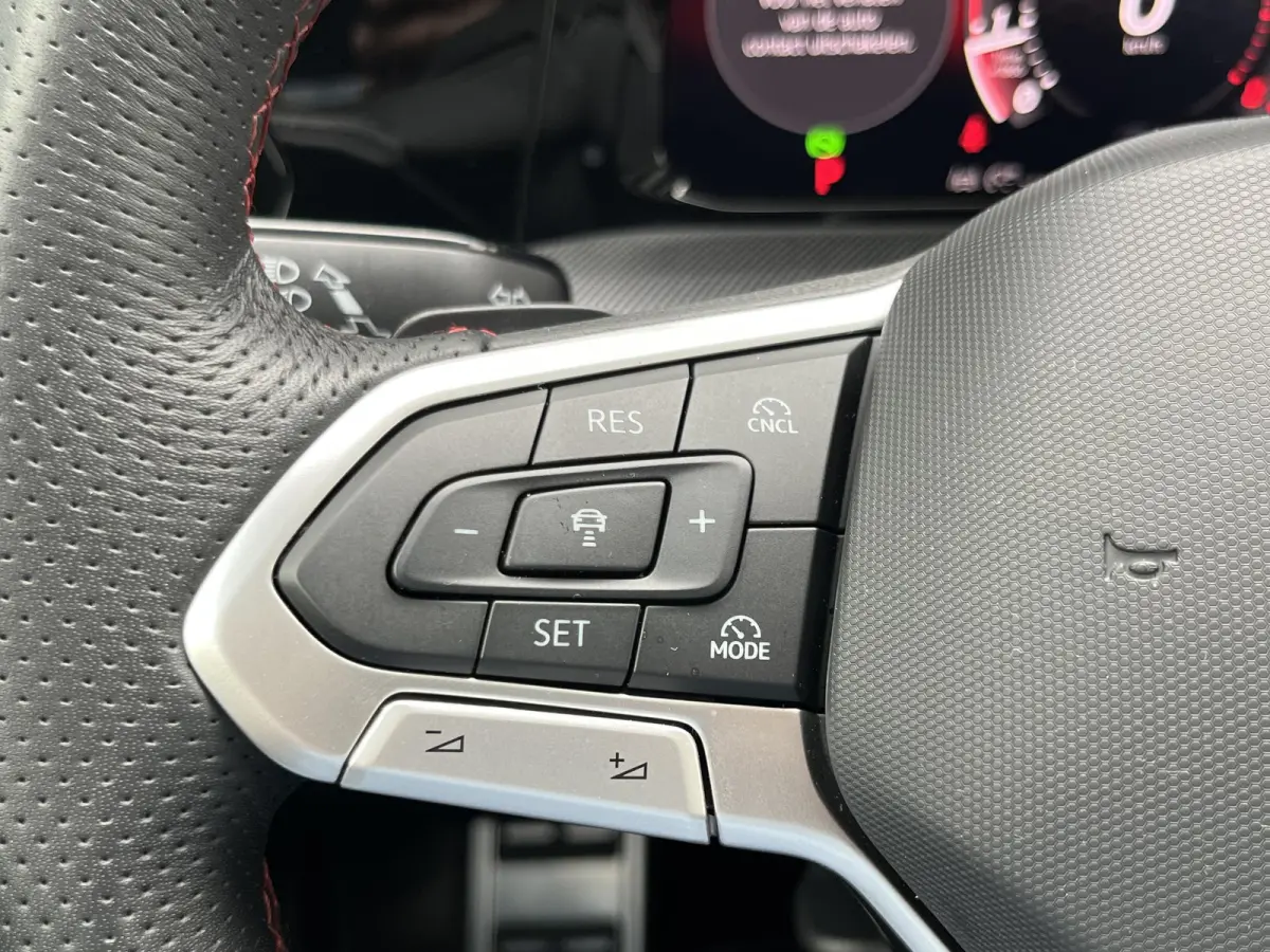 2.0 TSI GTI Clubsport | Pano.Dak/Head-Up/Winter-Pakket/Akrapovič Uitlaatsysteem/Apple CarPlay-Android Auto