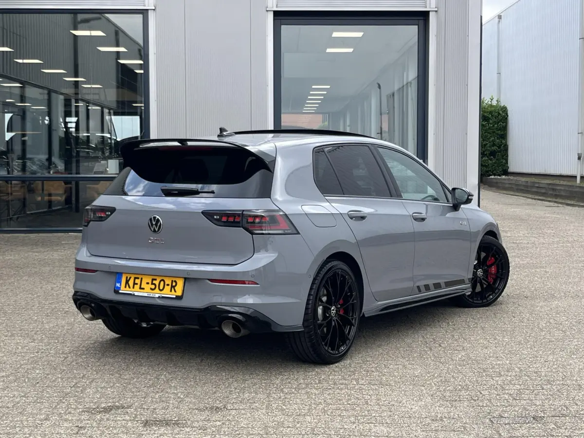 2.0 TSI GTI Clubsport | Pano.Dak/Head-Up/Winter-Pakket/Akrapovič Uitlaatsysteem/Apple CarPlay-Android Auto