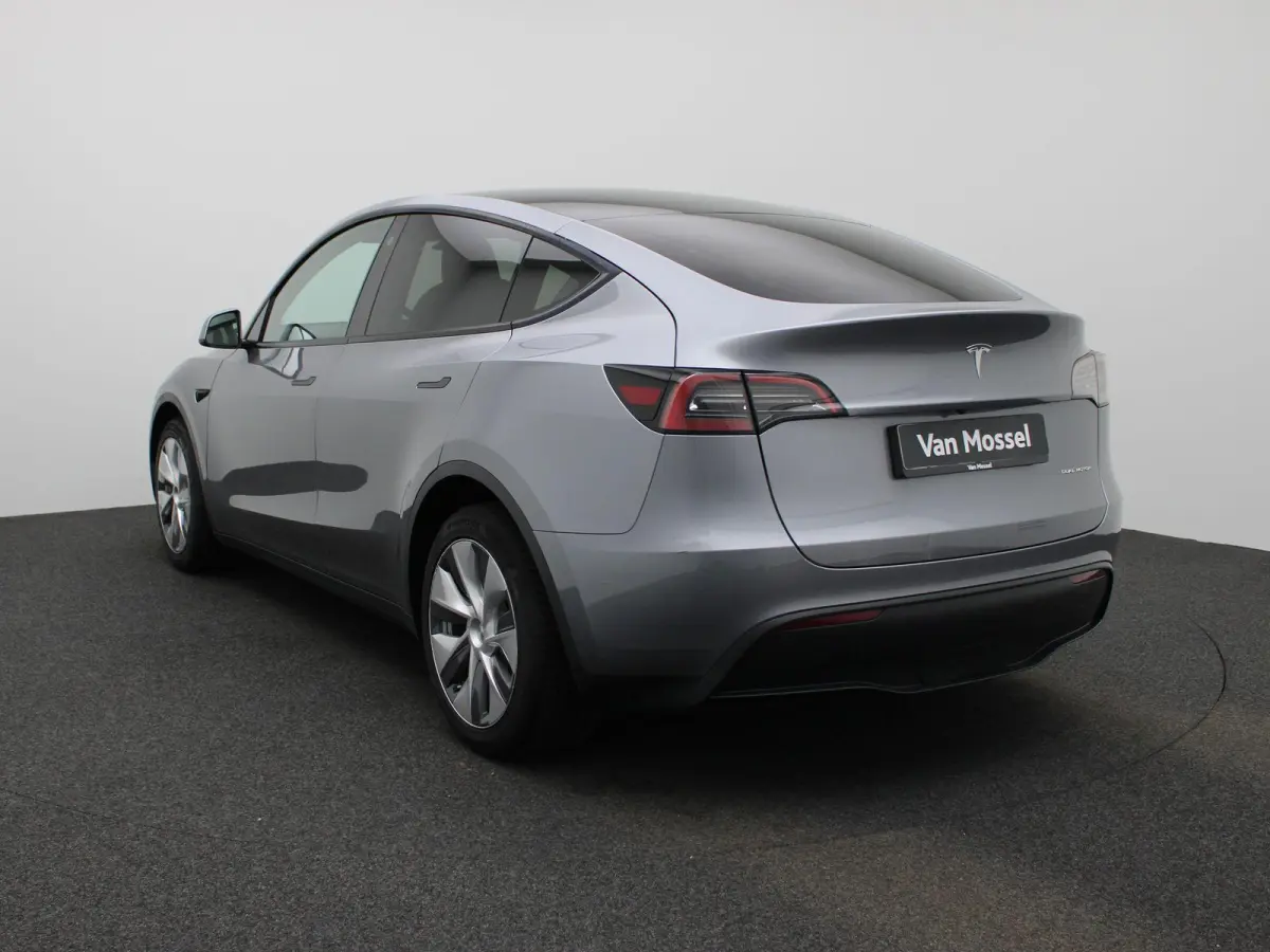 Dual Motor AWD | ACHTERUITRIJCAMERA | ELEKTRISCHE KOFFERKLEP | LEDEREN BEKLEDING | STOELVERWARMING | STUURVERWARNING |