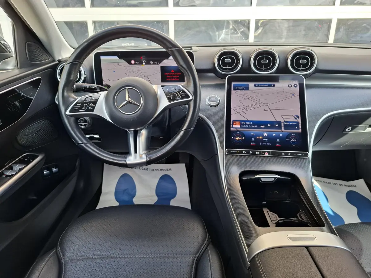 300 e Business Line