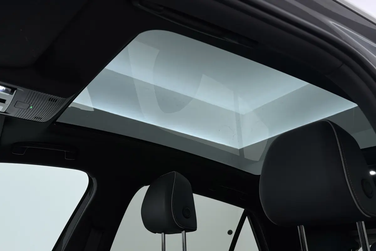 First Max 58 kWh | Trekhaak | SOH 92%| Panoramadak | Org NL | Sportstoelen | NAP | Camera | LED |