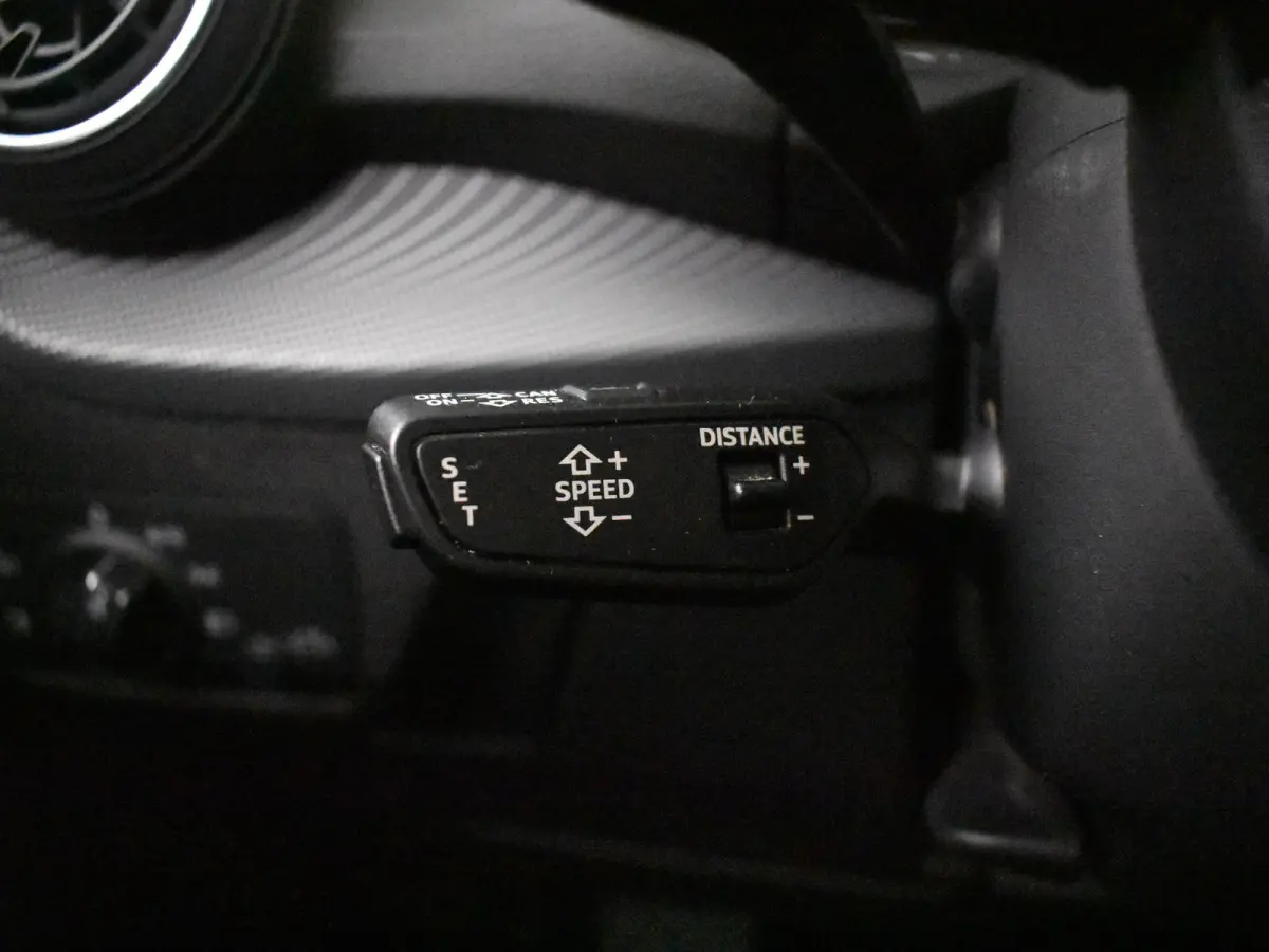 1.4 TFSI CoD Launch Edition S-Line 150PK AUTO | Pano-dak | B & O Sound l Trekhaak | Cruise contr adapt | Climate cont | Dodehoek detectie | Leder |  Stoel verw | Elektr achterklep | App conn