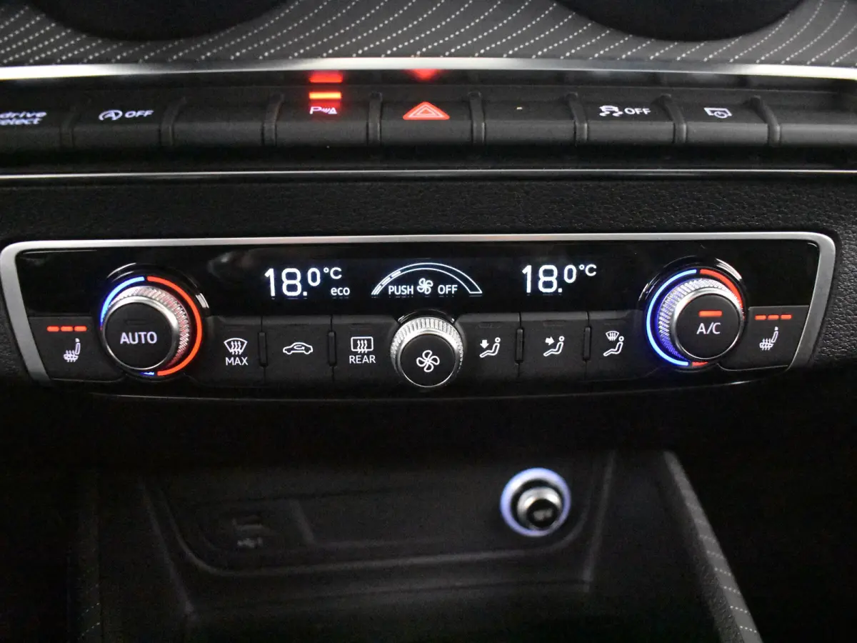 1.4 TFSI CoD Launch Edition S-Line 150PK AUTO | Pano-dak | B & O Sound l Trekhaak | Cruise contr adapt | Climate cont | Dodehoek detectie | Leder |  Stoel verw | Elektr achterklep | App conn