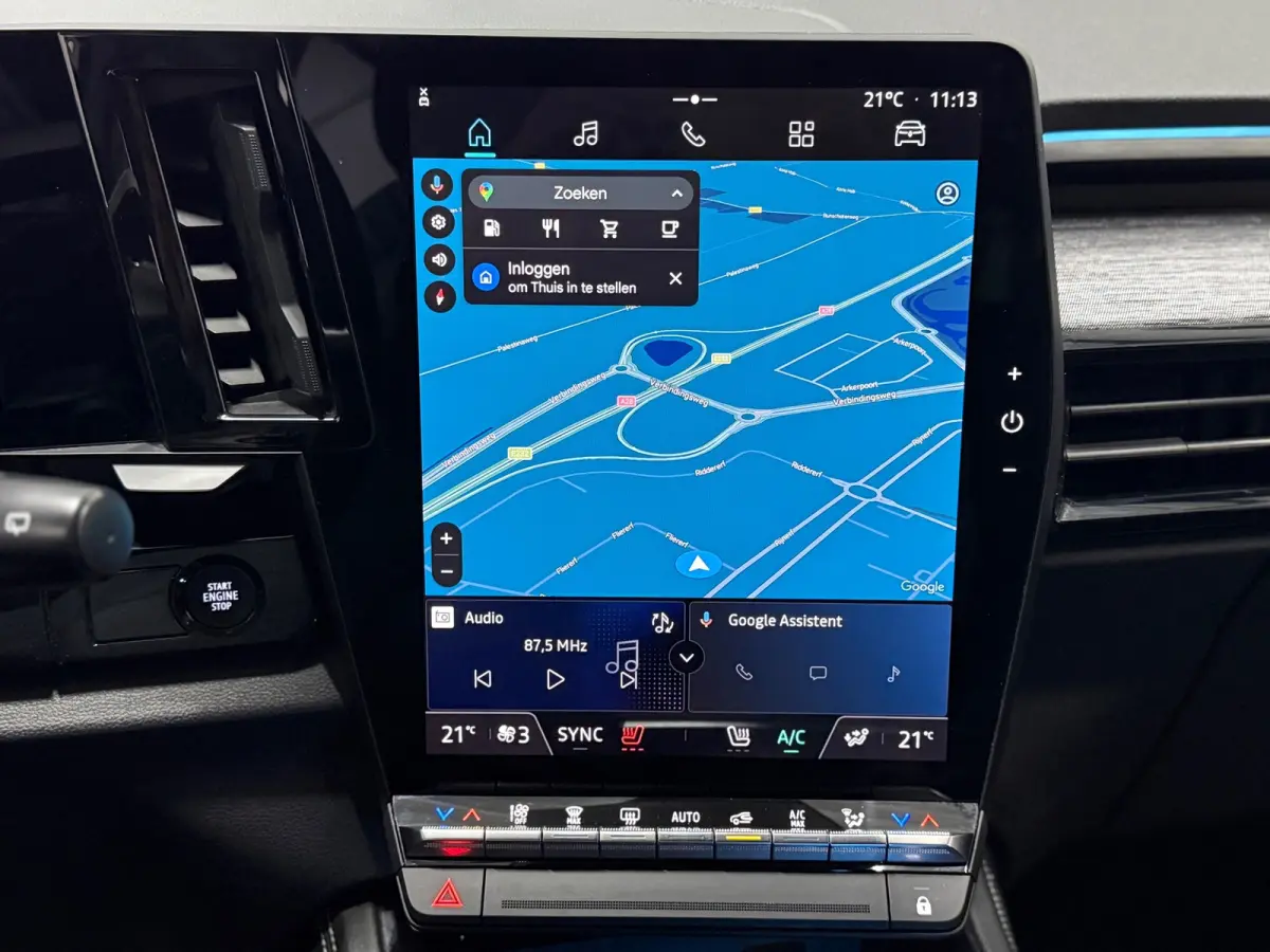 E-Tech Full Hybrid 200pk |Navi | Apple CarPlay | Camera | Stoelverwarming | Cruise Control | Parkeersensoren