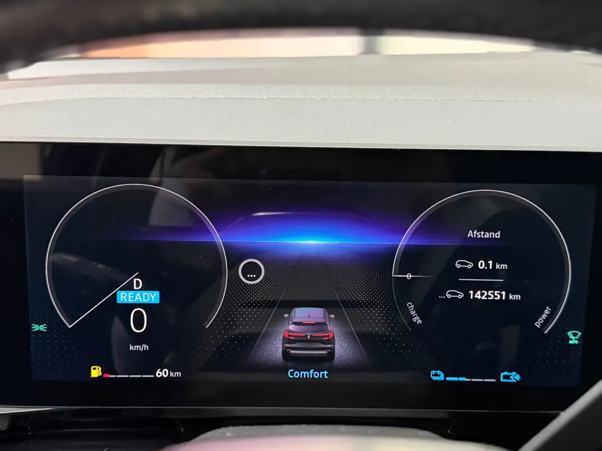 E-Tech Full Hybrid 200pk |Navi | Apple CarPlay | Camera | Stoelverwarming | Cruise Control | Parkeersensoren
