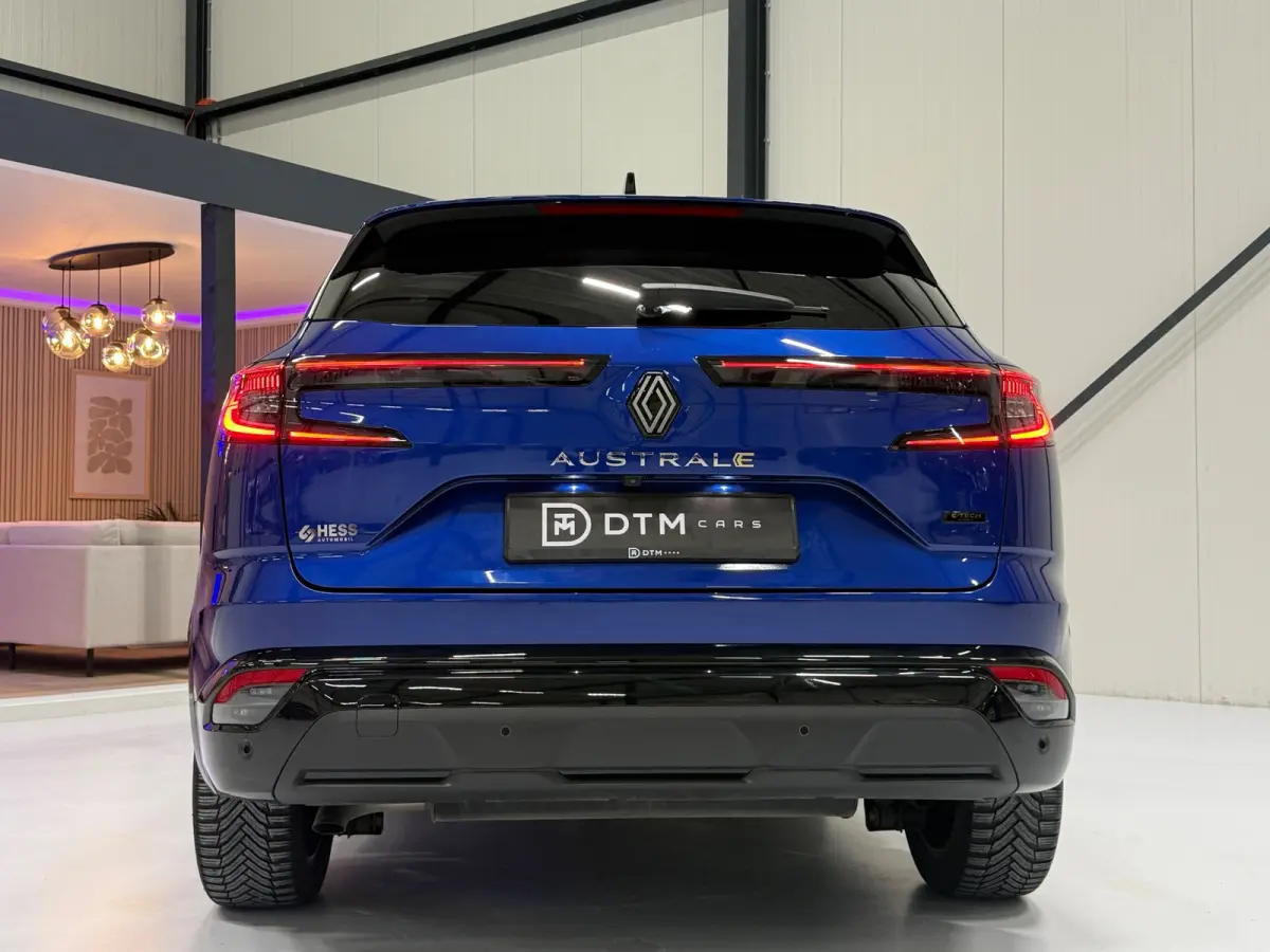 E-Tech Full Hybrid 200pk |Navi | Apple CarPlay | Camera | Stoelverwarming | Cruise Control | Parkeersensoren