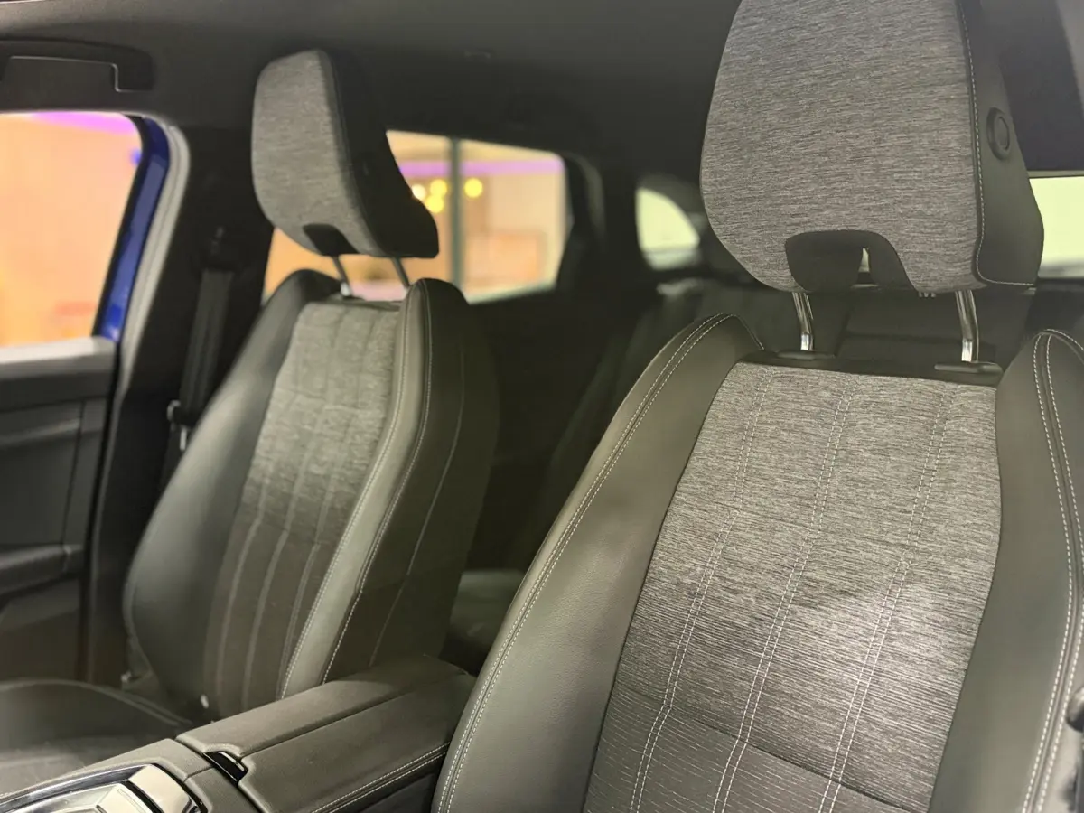 E-Tech Full Hybrid 200pk |Navi | Apple CarPlay | Camera | Stoelverwarming | Cruise Control | Parkeersensoren