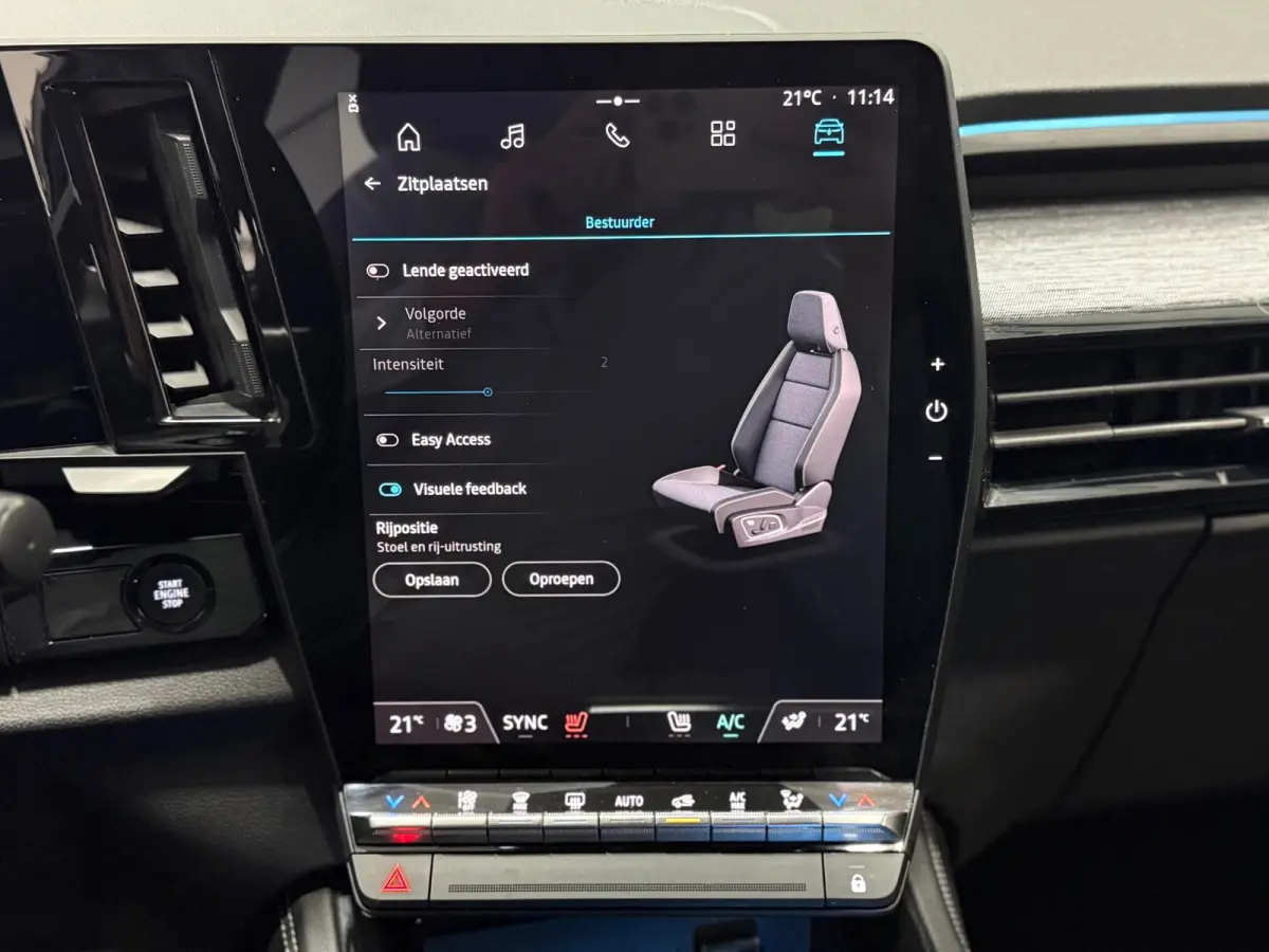 E-Tech Full Hybrid 200pk |Navi | Apple CarPlay | Camera | Stoelverwarming | Cruise Control | Parkeersensoren