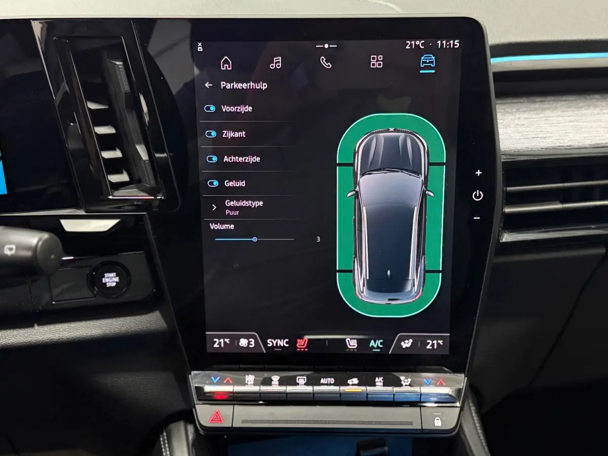 E-Tech Full Hybrid 200pk |Navi | Apple CarPlay | Camera | Stoelverwarming | Cruise Control | Parkeersensoren