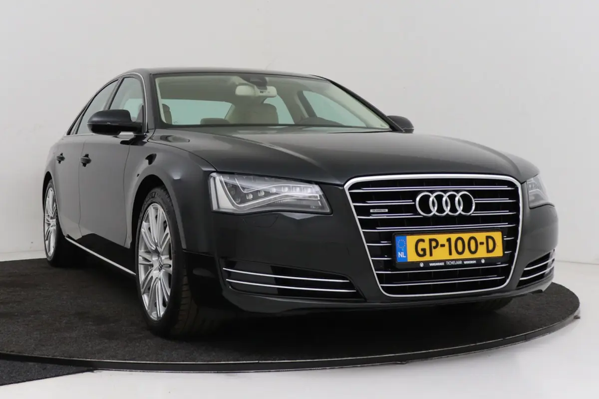 4.2 TDI quattro Pro Line+ | Luchtvering | 68.000 KM!! | Nette Auto! | V8 | Climate Control | Navigatie |
