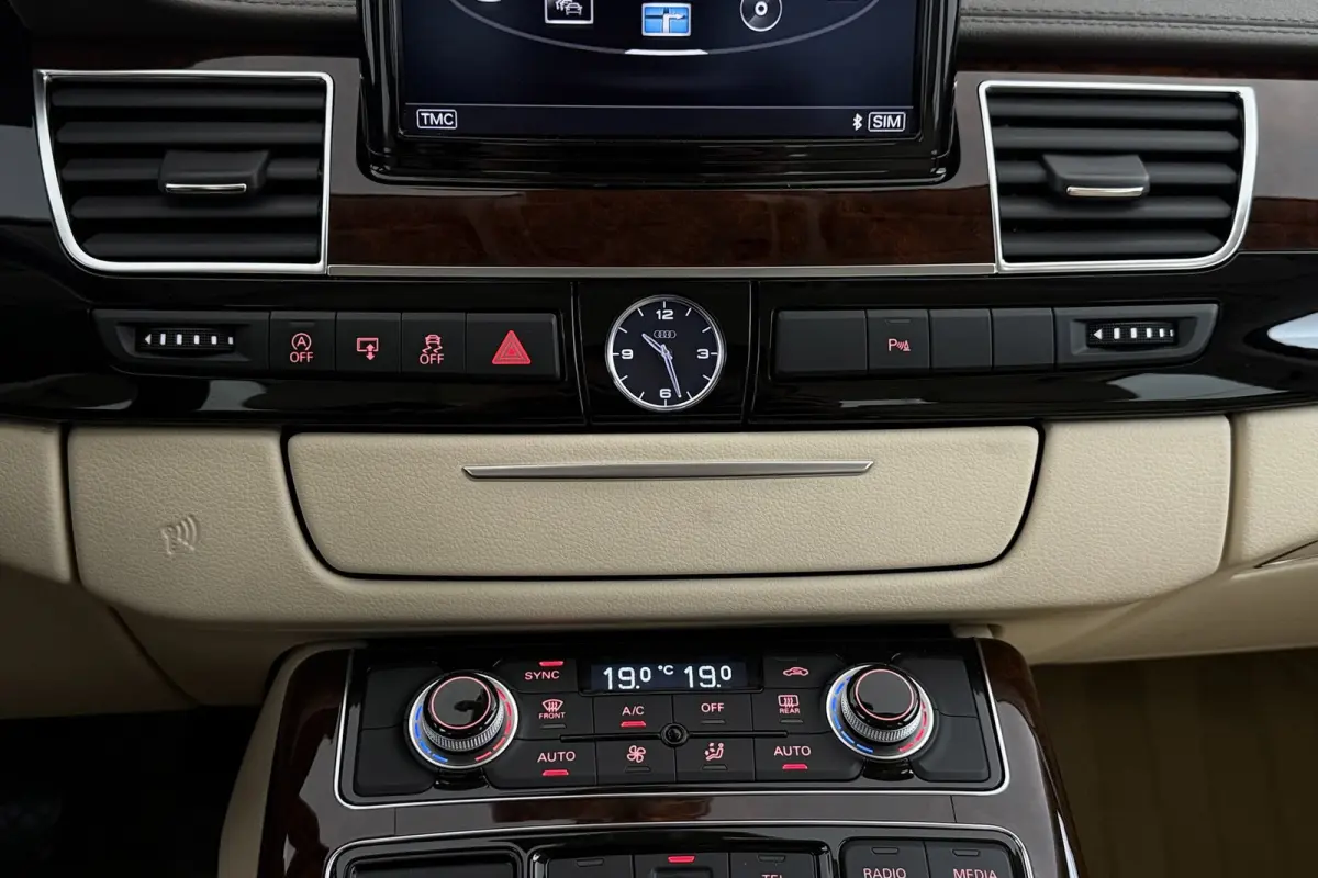 4.2 TDI quattro Pro Line+ | Luchtvering | 68.000 KM!! | Nette Auto! | V8 | Climate Control | Navigatie |