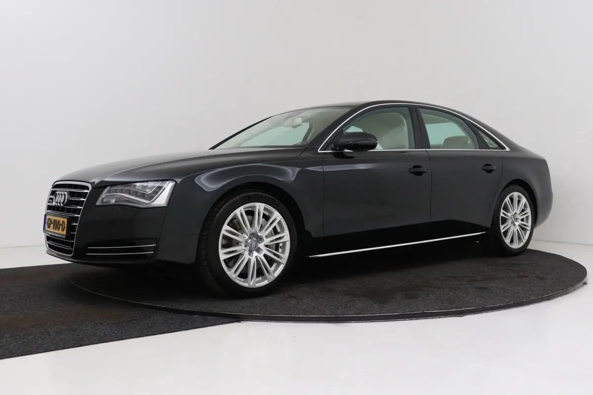4.2 TDI quattro Pro Line+ | Luchtvering | 68.000 KM!! | Nette Auto! | V8 | Climate Control | Navigatie |
