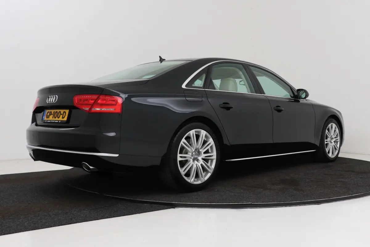 4.2 TDI quattro Pro Line+ | Luchtvering | 68.000 KM!! | Nette Auto! | V8 | Climate Control | Navigatie |
