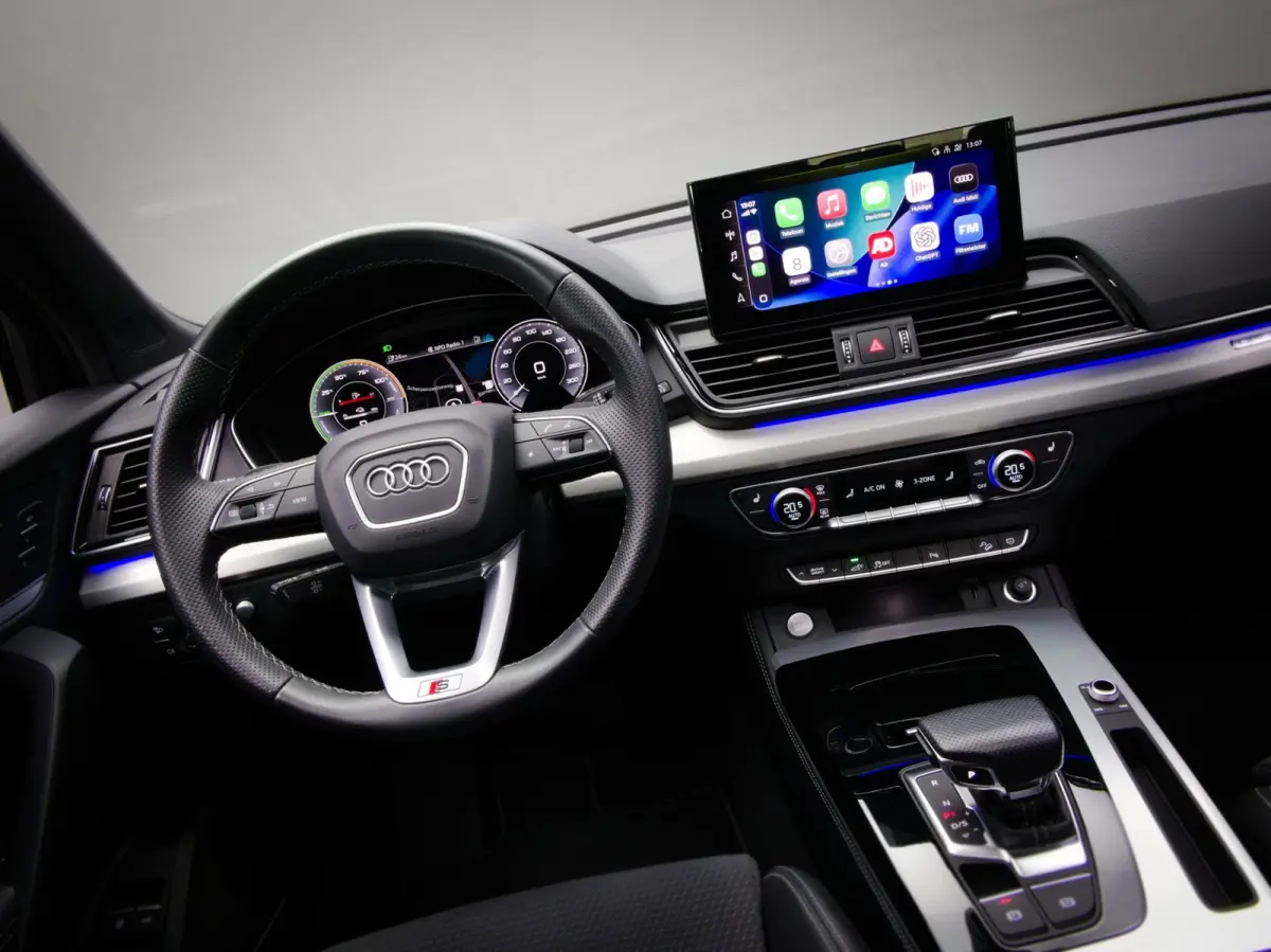 55 TFSI e S-Line Edition Competition (PANO, B&O, HEAD-UP, SFEERVERLICHTING, APLE CARPLAY/ANDROID AUTO, STOELVERWARMING)
