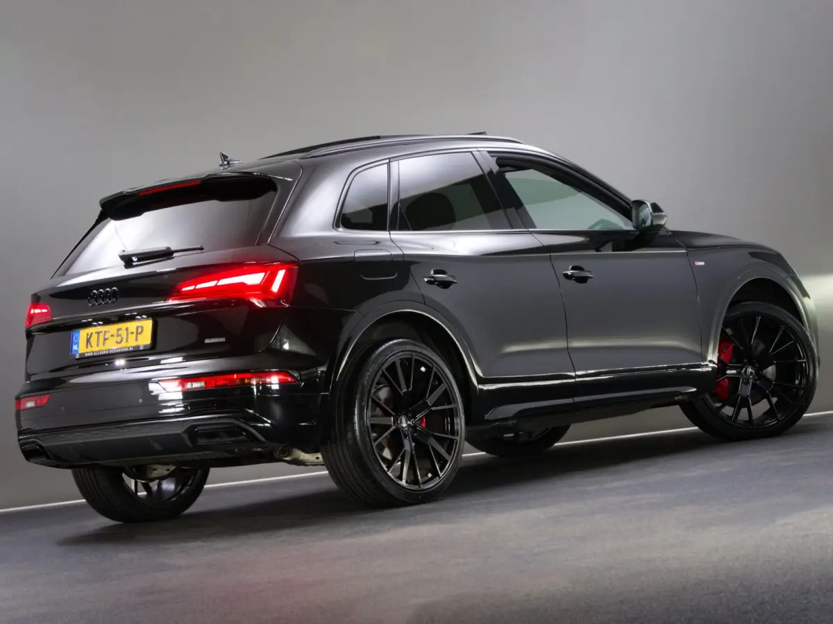 55 TFSI e S-Line Edition Competition (PANO, B&O, HEAD-UP, SFEERVERLICHTING, APLE CARPLAY/ANDROID AUTO, STOELVERWARMING)